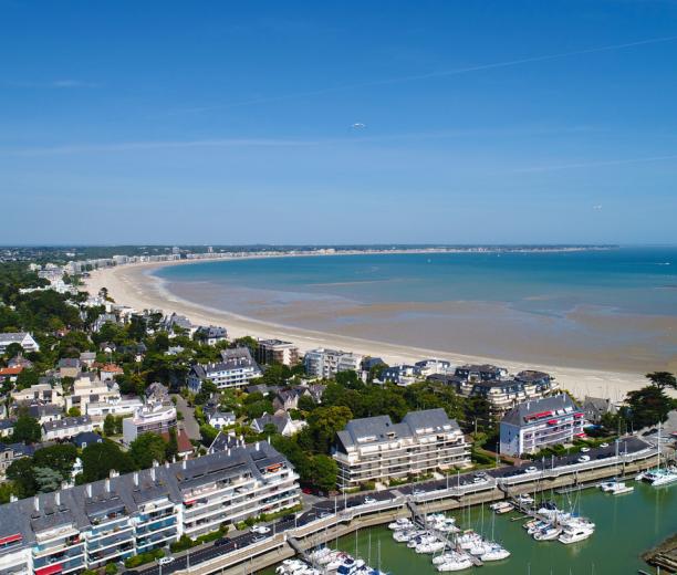 vue aérienne côtière et martine - hotel la baule escoublac