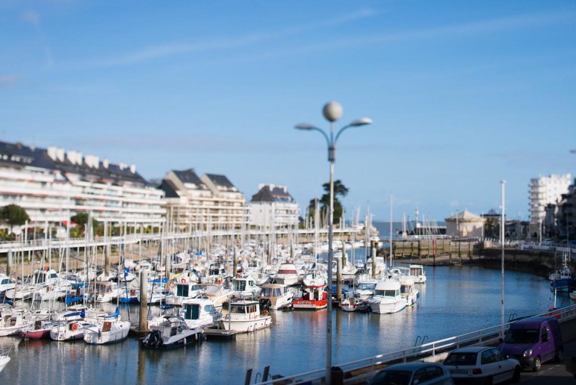 port de plaisance ensoleillé - hotel la baule escoublac